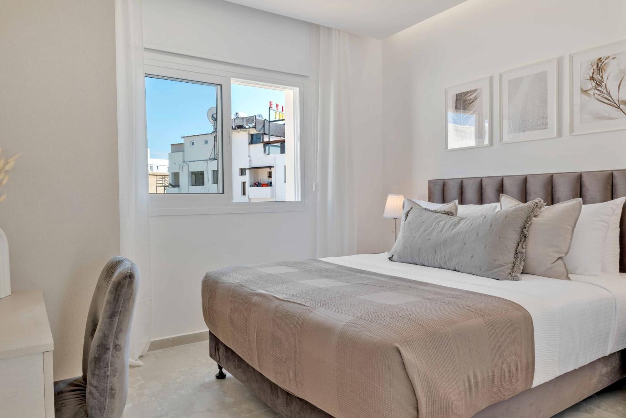 Phaedrus Living: Seaview Luxury Flat Limnaria 150 Appartement Paphos Buitenkant foto